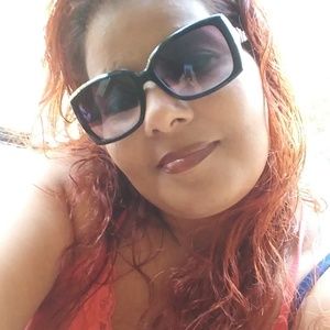 Meet your Posher, Carla